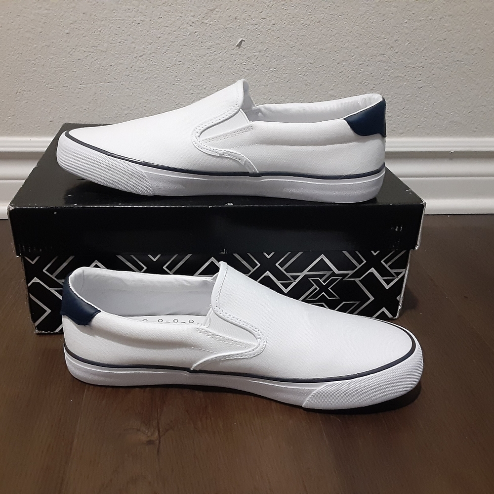 Lugz - Picture 3 of 4